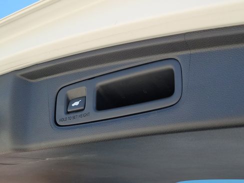 Used 2026 Honda CR-V EX-L image 12