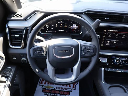 New 2026 GMC Sierra 3500 Denali w/ Denali Reserve Package image 18