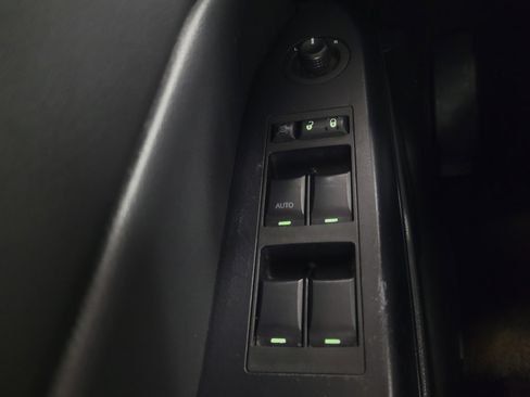 Used 2016 Jeep Patriot Latitude image 27
