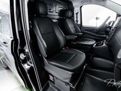 Used 2022 Mercedes-Benz Metris image 35