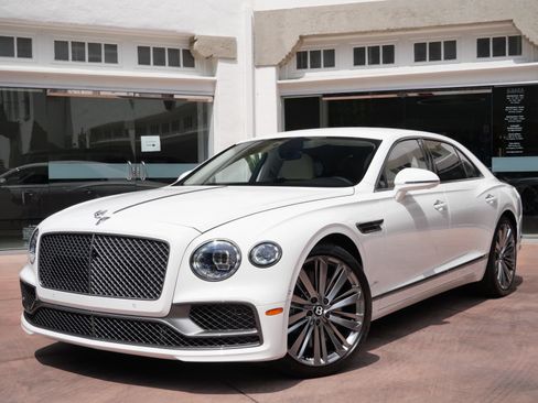 Used 2024 Bentley Flying Spur W12 AWD/4WD image 12