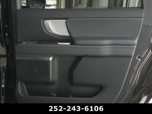 Used 2025 Ford Expedition Max Active AWD/4WD image 49