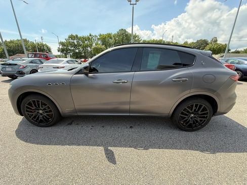Used 2020 Maserati Levante S GranSport AWD/4WD image 3