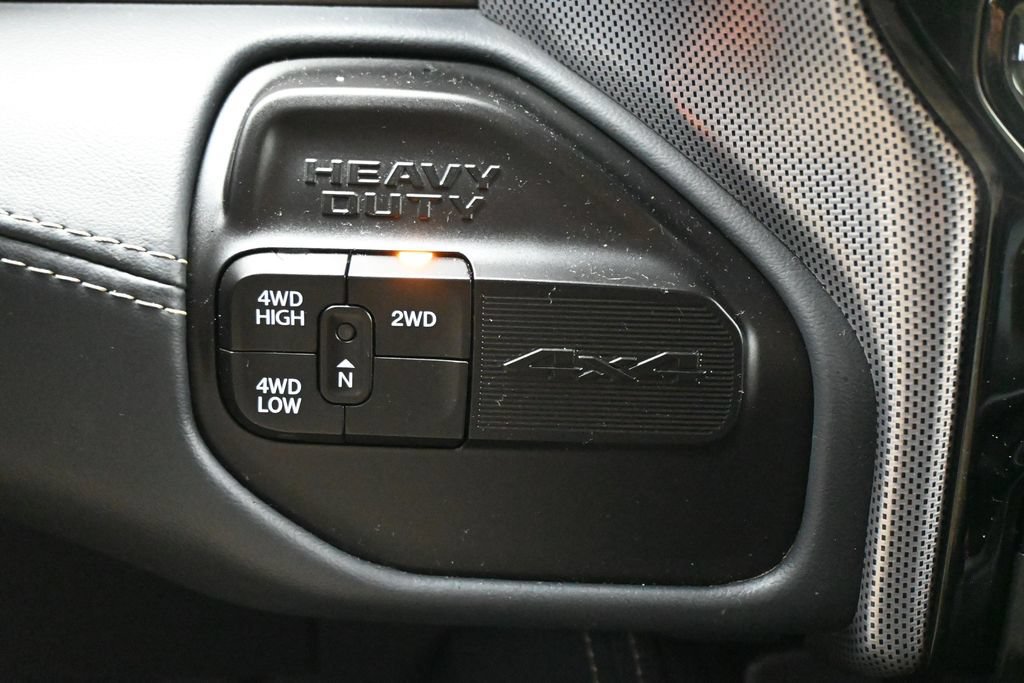 Used 2022 RAM 2500 Limited AWD/4WD image 20