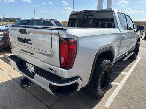 Used 2022 GMC Sierra 1500 AT4 w/ AT4 Premium Package AWD/4WD image 10