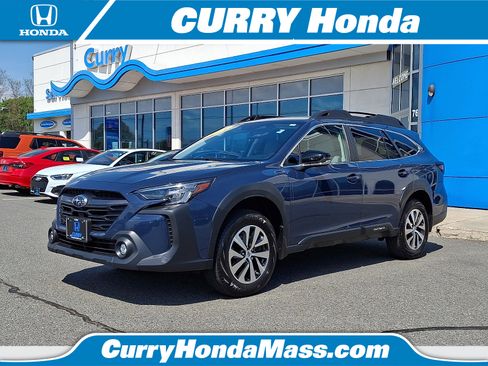Used 2024 Subaru Outback Premium AWD/4WD image 1