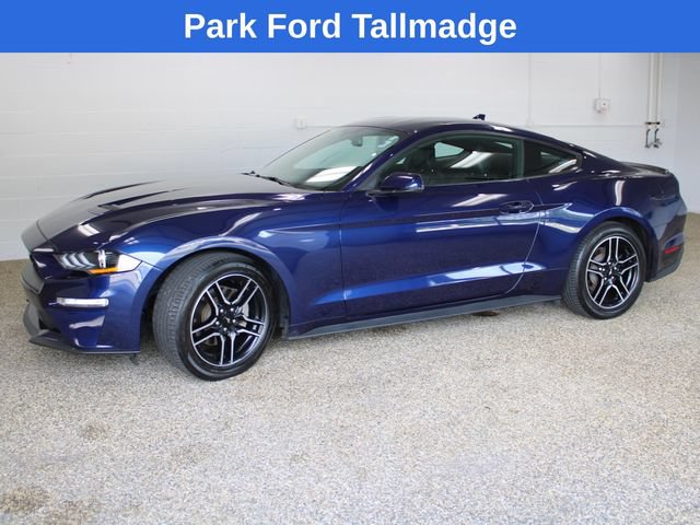 Used 2020 Ford Mustang Premium RWD image 1