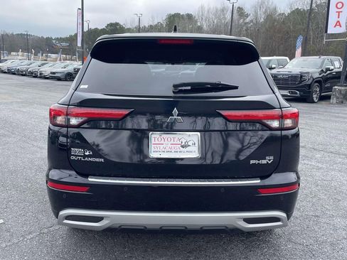 Used 2024 Mitsubishi Outlander SEL image 3