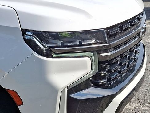 Used 2021 Chevrolet Suburban Z71 w/ Z71 Signature Package AWD/4WD image 28