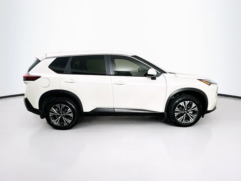 Used 2023 Nissan Rogue SV FWD image 10