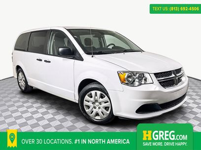 Used 2019 Dodge Grand Caravan SE w/ UConnect Hands-Free Group