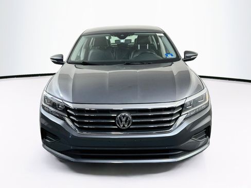 Used 2020 Volkswagen Passat 2.0T SE image 2