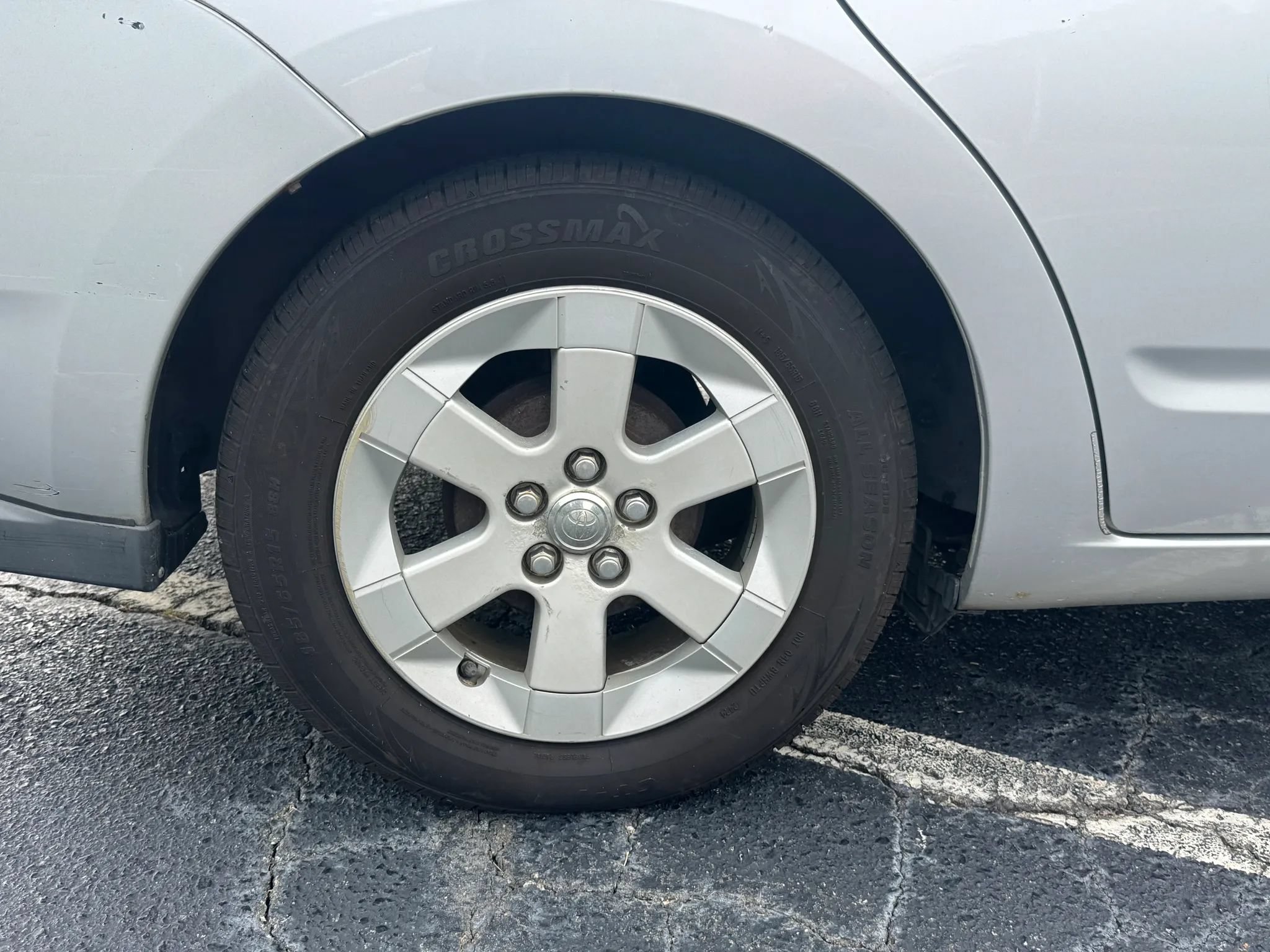 Used 2007 Toyota Prius w/ Pkg 1 FWD image 8