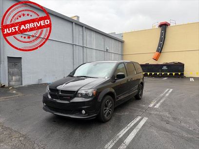 Used 2018 Dodge Grand Caravan SE
