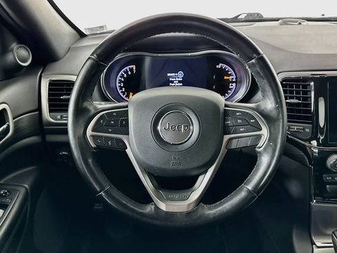 Used 2021 Jeep Grand Cherokee Laredo X AWD/4WD image 18