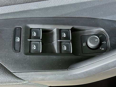 Used 2024 Volkswagen Jetta S image 15