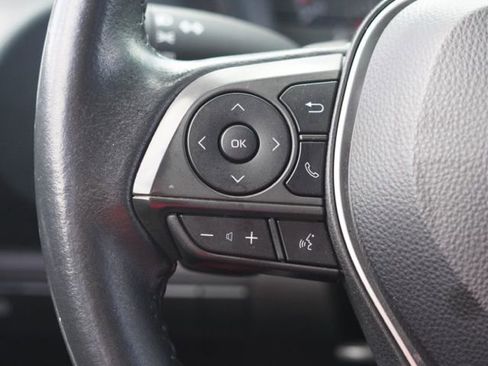 Certified 2020 Toyota Corolla SE w/ SE Premium Package image 20