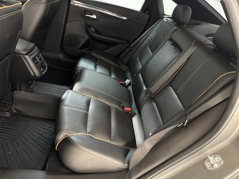 Used 2019 Chevrolet Impala Premier FWD image 35