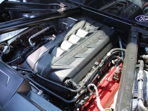 Used 2025 Chevrolet Corvette Stingray Coupe w/ 1LT RWD image 12