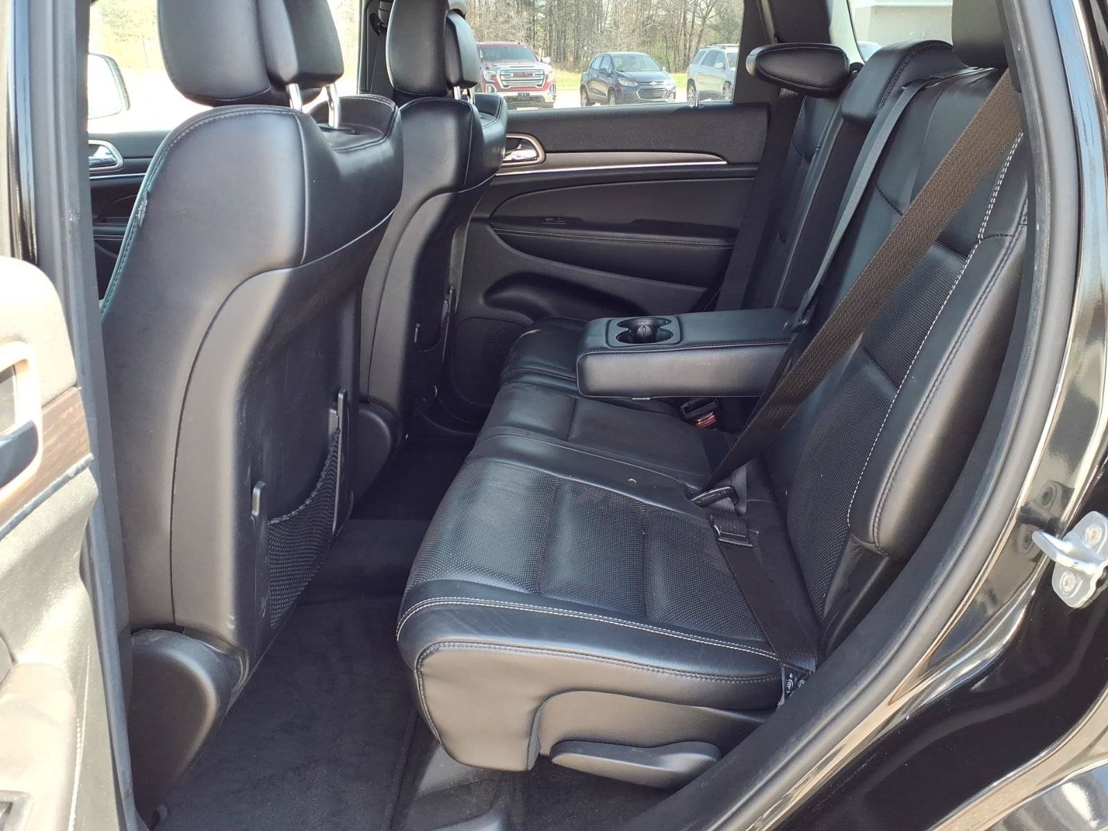 Used 2014 Jeep Grand Cherokee Limited w/ Luxury Group II AWD/4WD image 15