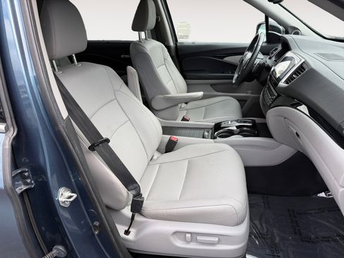 Used 2017 Honda Pilot Elite image 19