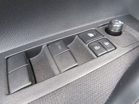 Certified 2026 Toyota Corolla SE image 34