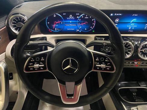 Used 2023 Mercedes-Benz CLA 250 CLA 250 image 8