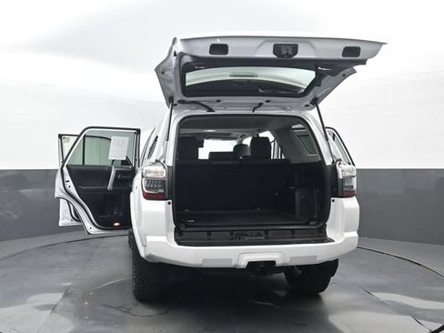Used 2024 Toyota 4Runner SR5 Premium w/ Moonroof Package AWD/4WD image 36