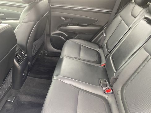 Used 2024 Hyundai Tucson Limited AWD/4WD image 16