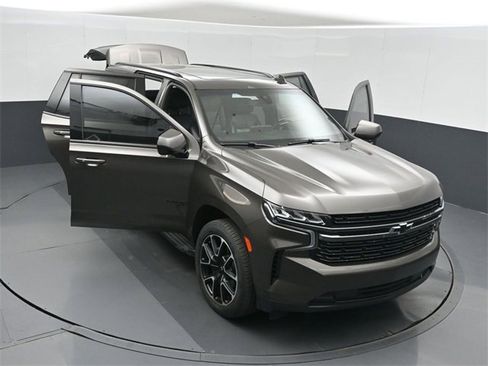 Used 2021 Chevrolet Tahoe RST w/ Rear Media and Nav Package image 53