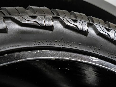 Used 2022 Ford F350 Lariat image 55