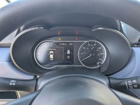 Used 2024 Nissan Versa SV FWD image 21