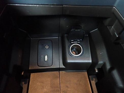 Used 2017 Subaru Crosstrek 2.0i Premium AWD/4WD image 19