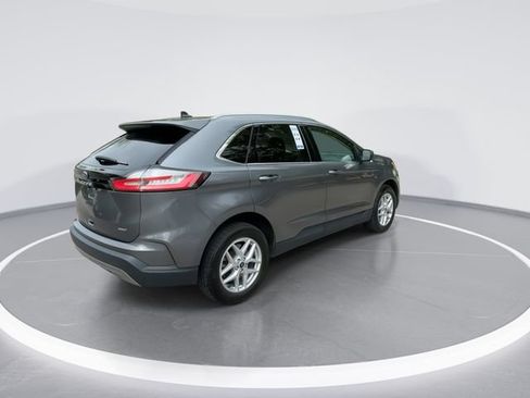 Used 2022 Ford Edge SEL AWD/4WD image 8