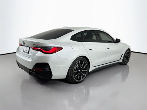New 2026 BMW i4 xDrive40i w/ M Sport Package AWD/4WD image 6