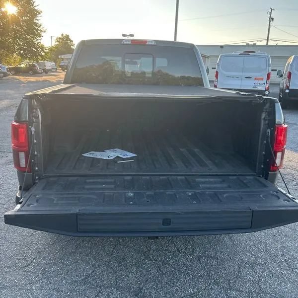 Used 2019 Ford F150 Platinum w/ Equipment Group 701A Luxury AWD/4WD image 31