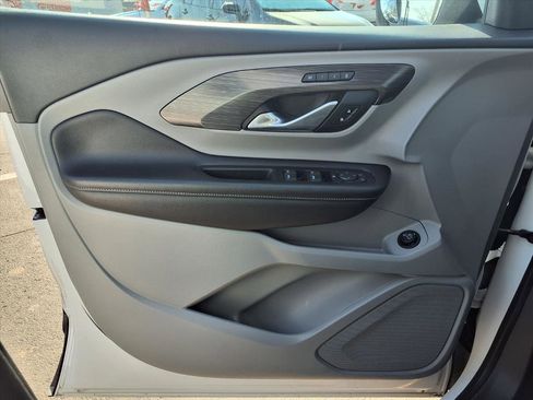 Used 2022 GMC Terrain SLT image 20