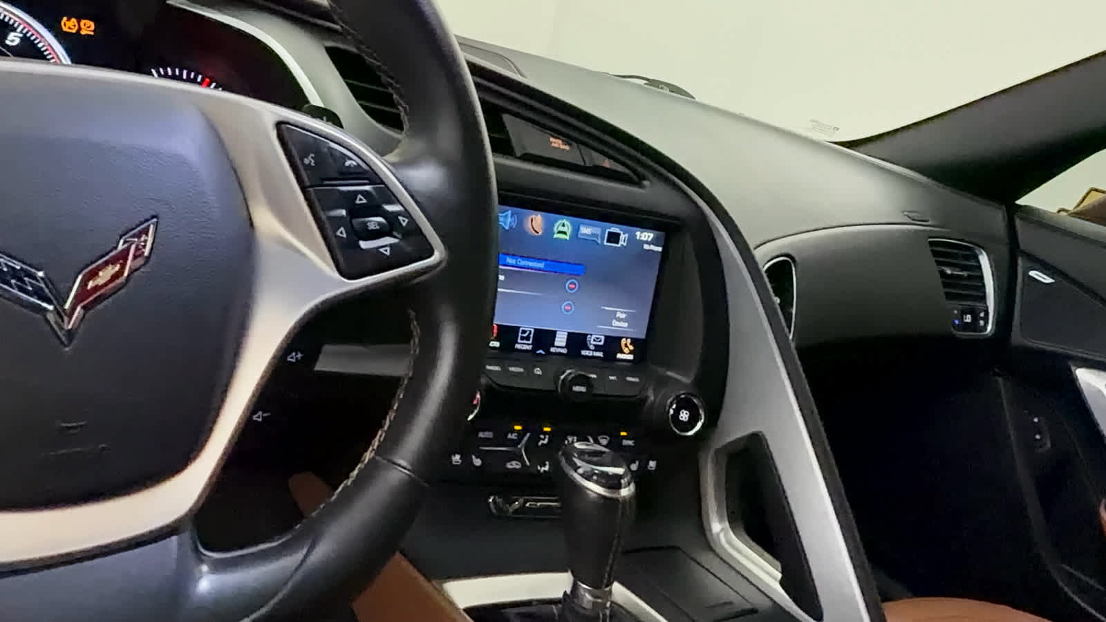Used 2016 Chevrolet Corvette Stingray Convertible w/ 2LT Preferred Equipment Group RWD image 18