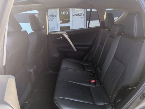 Used 2014 Toyota RAV4 Limited image 24