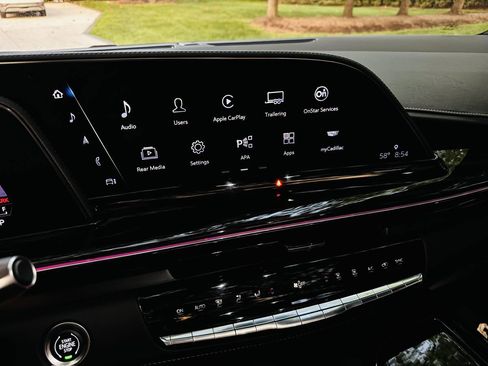 Used 2023 Cadillac Escalade Sport AWD/4WD image 22