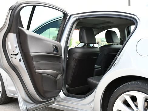 Used 2017 Acura ILX FWD image 21