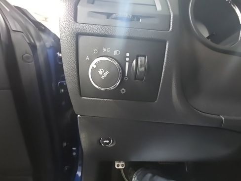 Used 2011 Dodge Challenger SRT8 image 12