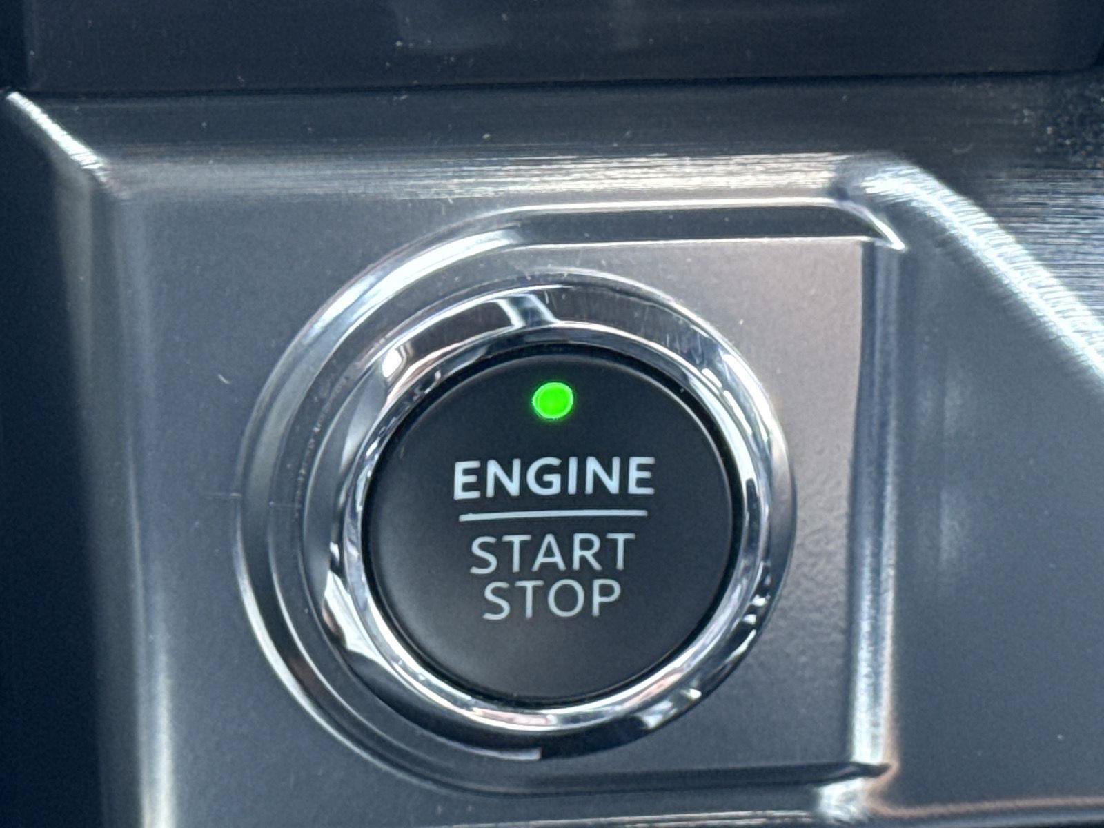 Used 2023 Ford F150 Lariat AWD/4WD image 22