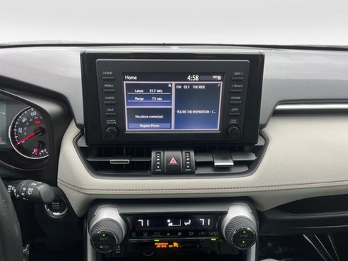 Used 2019 Toyota RAV4 XLE Premium w/ Phone Cable & Charge Package image 18