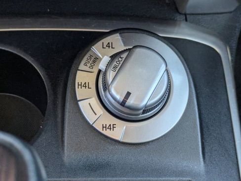 Used 2022 Toyota 4Runner Limited image 16