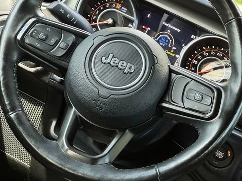 Used 2020 Jeep Wrangler Unlimited Sport S w/ Sun And Sound Package AWD/4WD image 29