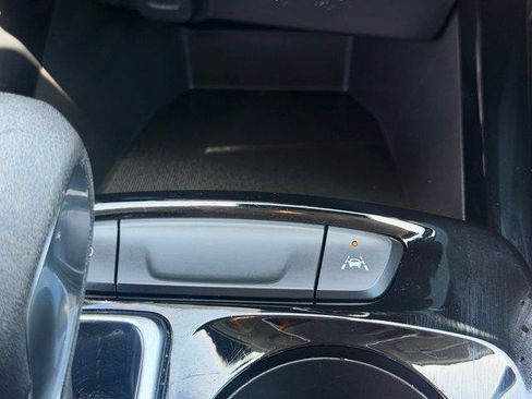 Used 2025 Chevrolet Trax ACTIV w/ Driver Confidence Package FWD image 28