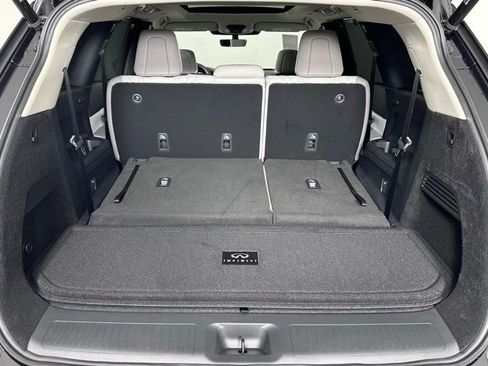 Certified 2026 INFINITI QX60 Luxe w/ Cargo Package image 26