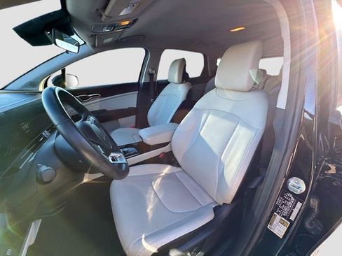 Used 2023 Kia Sportage EX image 22