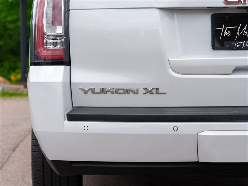 Used 2020 GMC Yukon XL SLT w/ Premium Edition AWD/4WD image 10